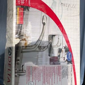 Delta Kitchen sink faucet (new)